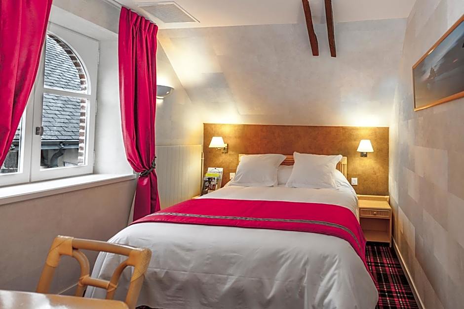 Logis Hôtel Restaurant Relais Du Gué De Selle