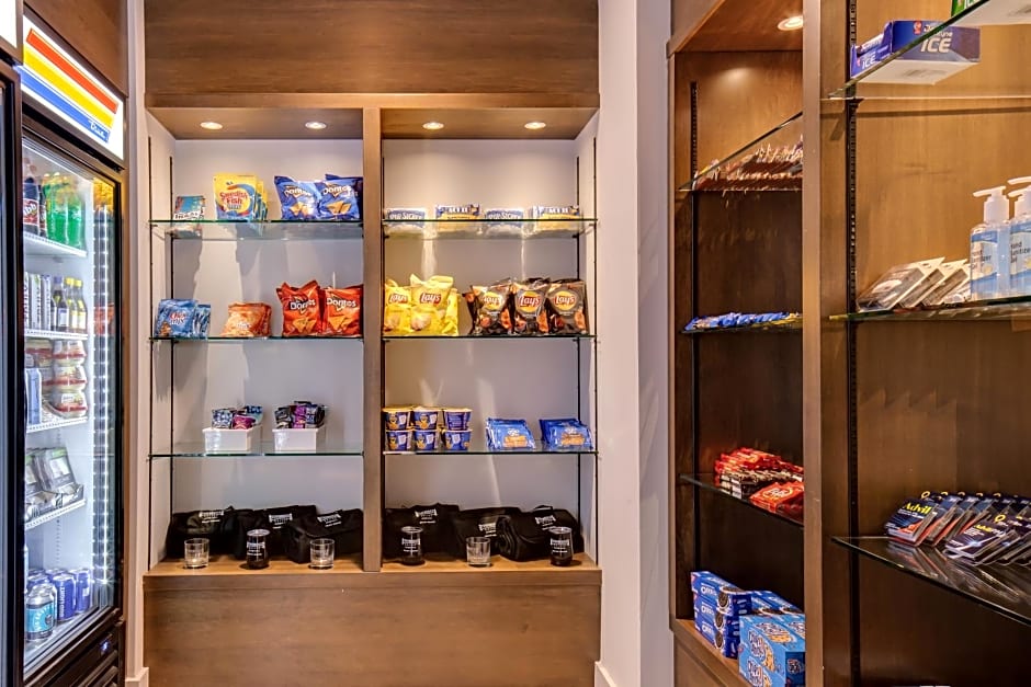 Staybridge Suites - Iowa City - Coralville, an IHG Hotel