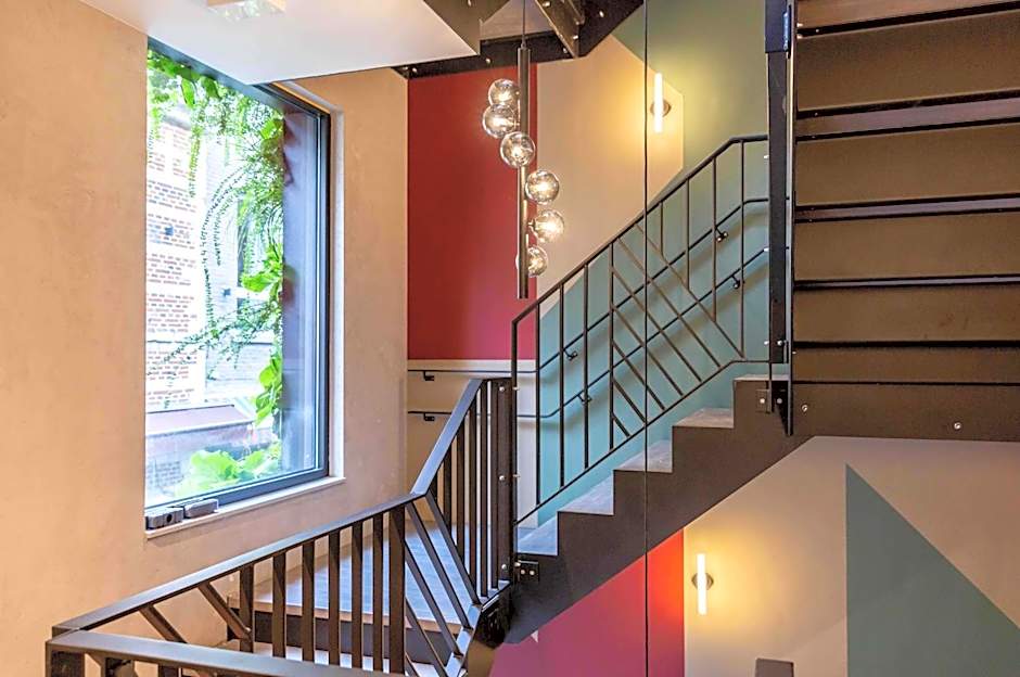 M-Street art lodging - Self check-in