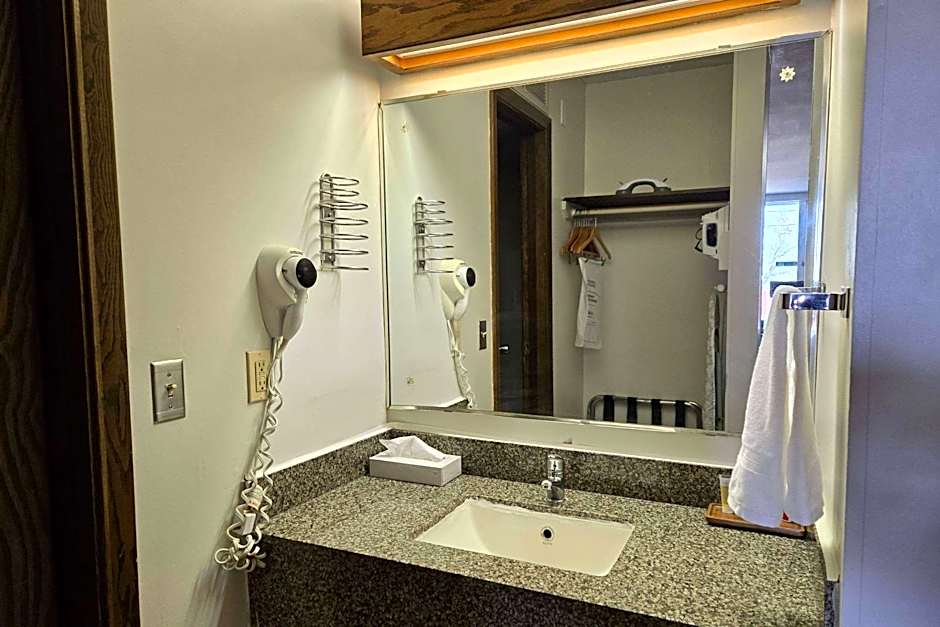 Travelodge by Wyndham Oakley