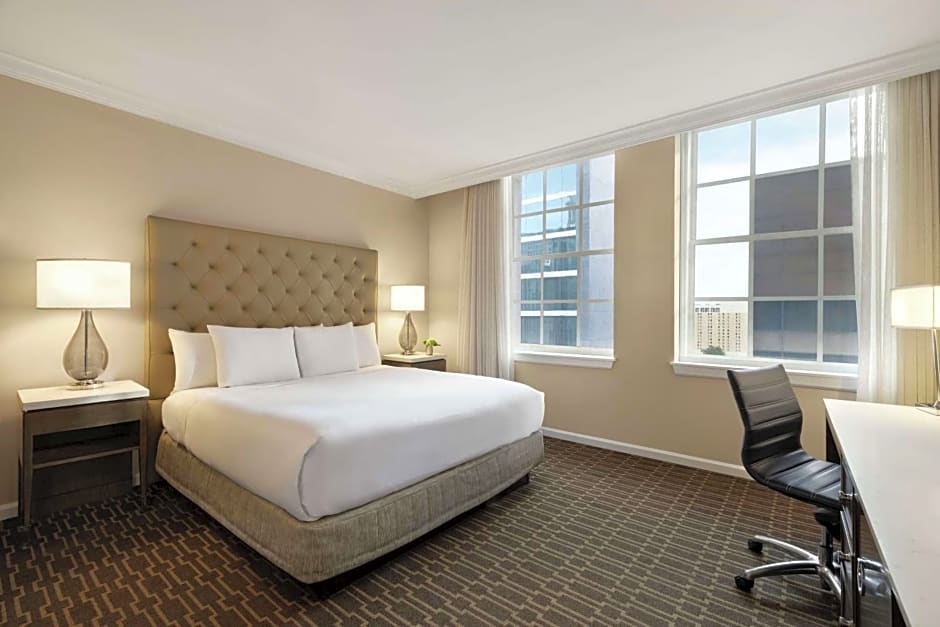 Hilton New Orleans/St. Charles Ave. French Quarter Area