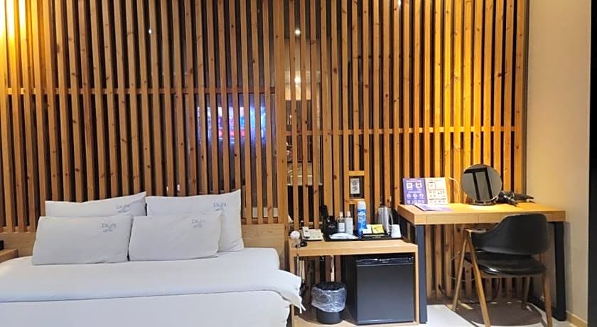 Jinhae Pasta Hotel