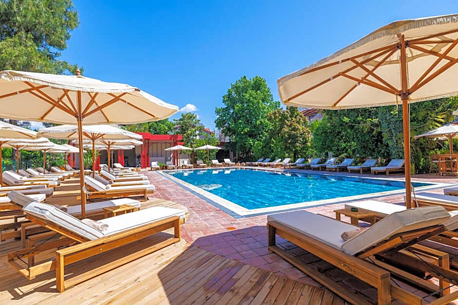 Lill Maison Hotel & City Club