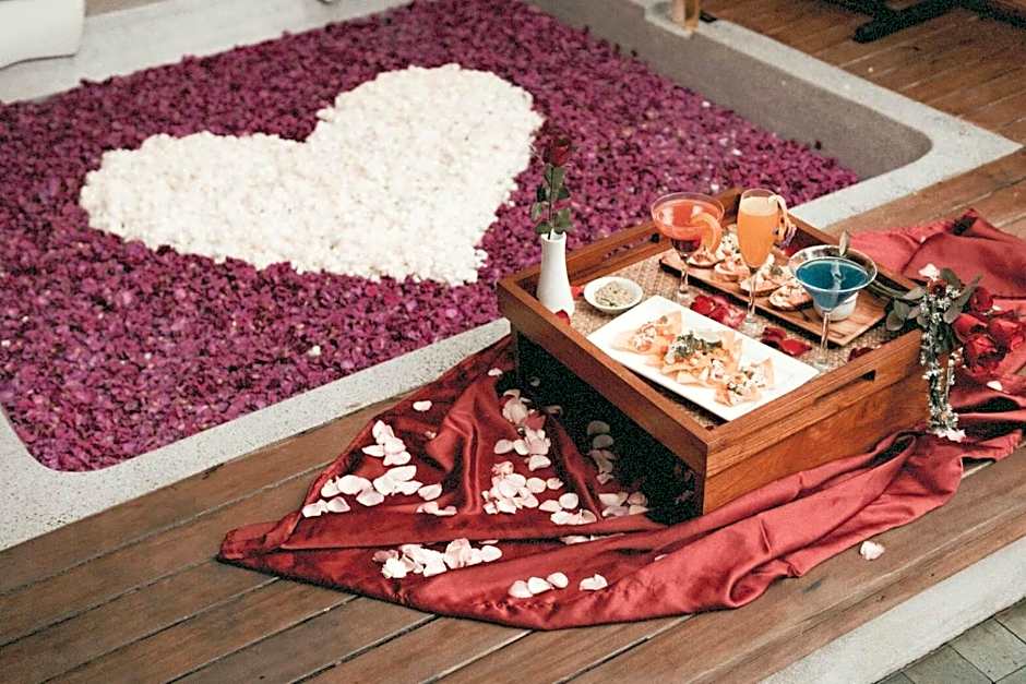 Berry Amour Romantic Villas