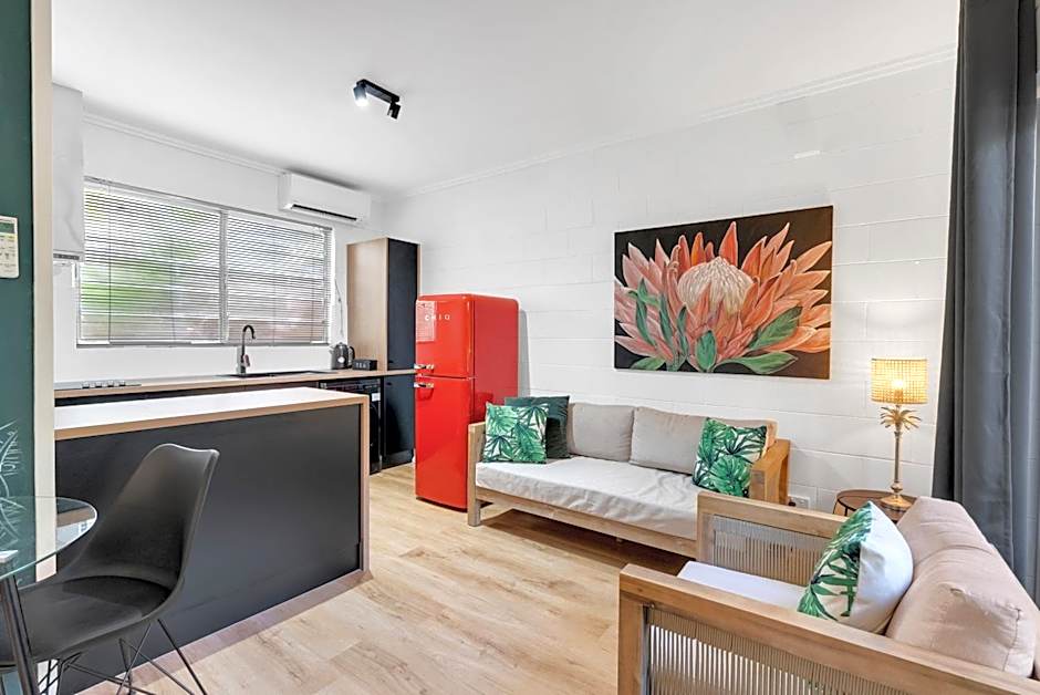 The Palms At Palm Cove