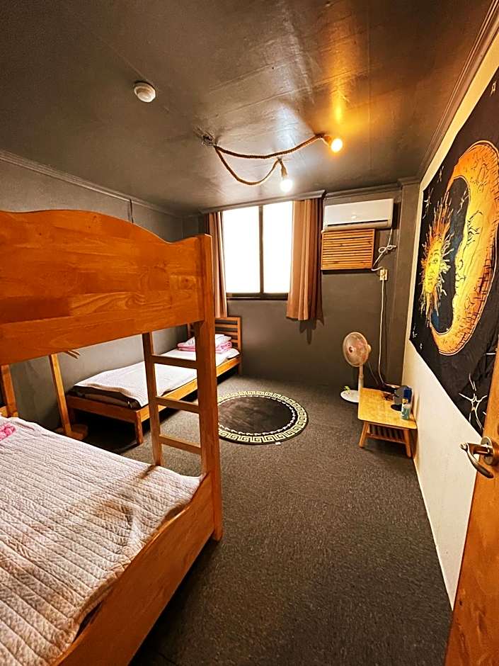 Doobaki Hostel