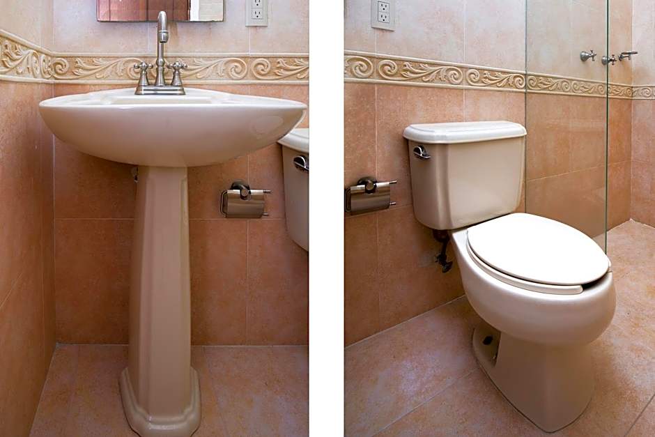 Hotel Casa del Virrey & Suites