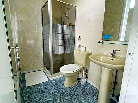 OYO Star Hotel South Leicester