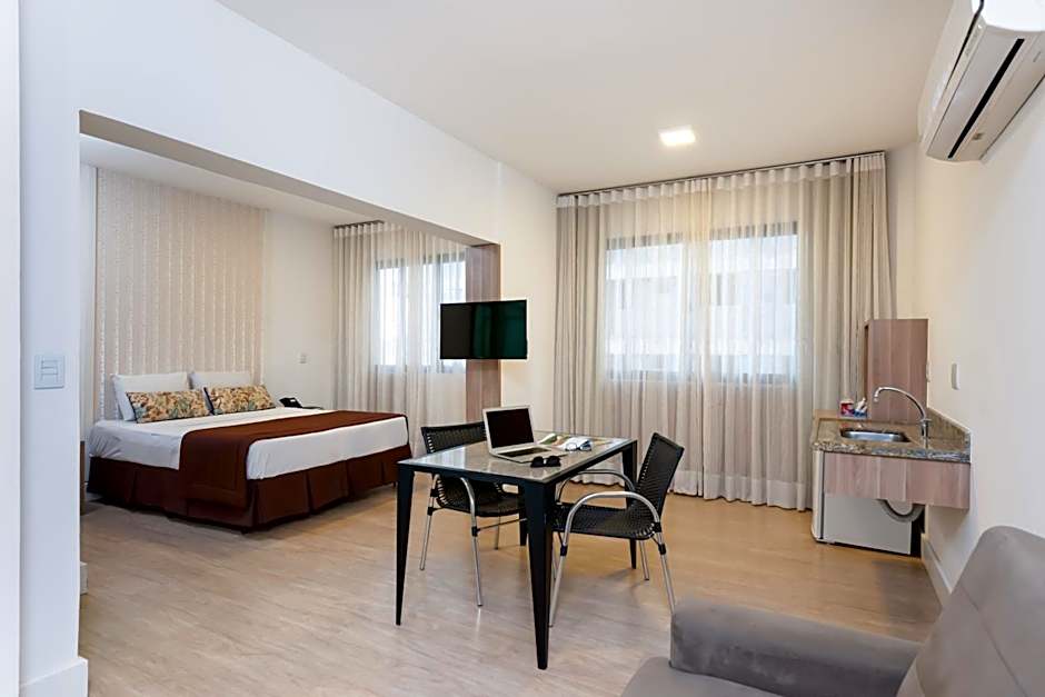 Slaviero Essential La Residence Vitoria