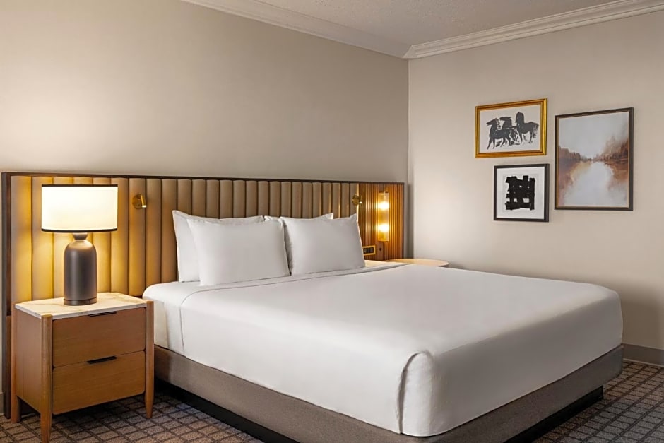 Crowne Plaza Louisville Airport Expo Ctr By IHG