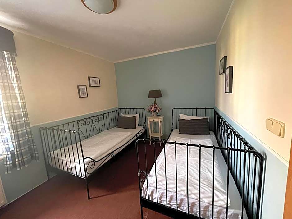 Photo 1 of 6 of Basic 2 Beds