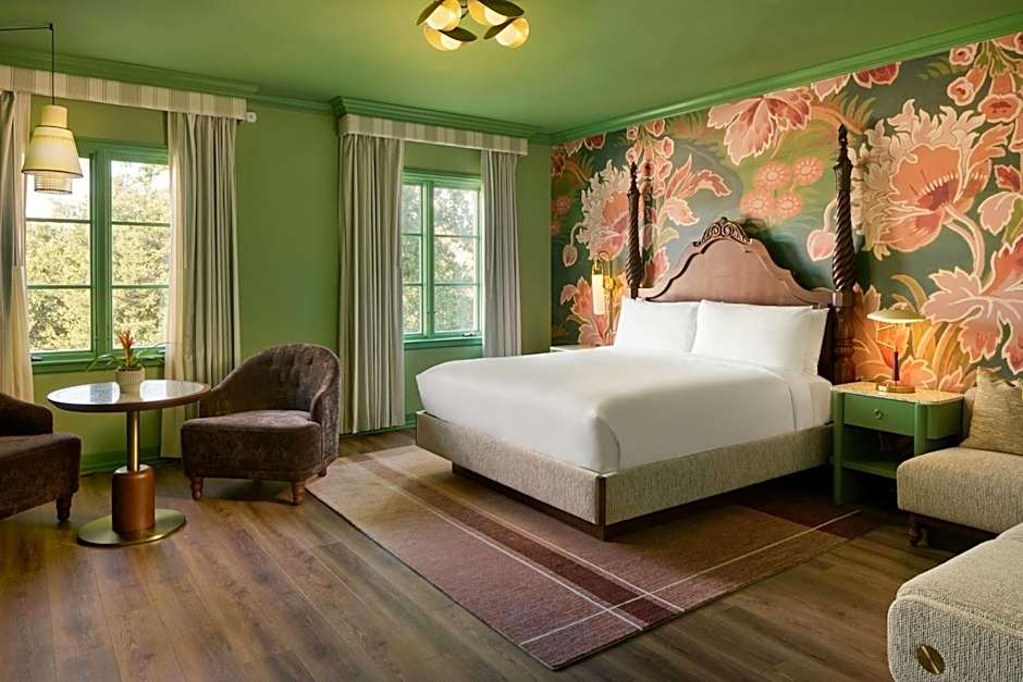 The Carlton Hotel, Atascadero – Paso Robles, a Tribute Portfolio Hotel