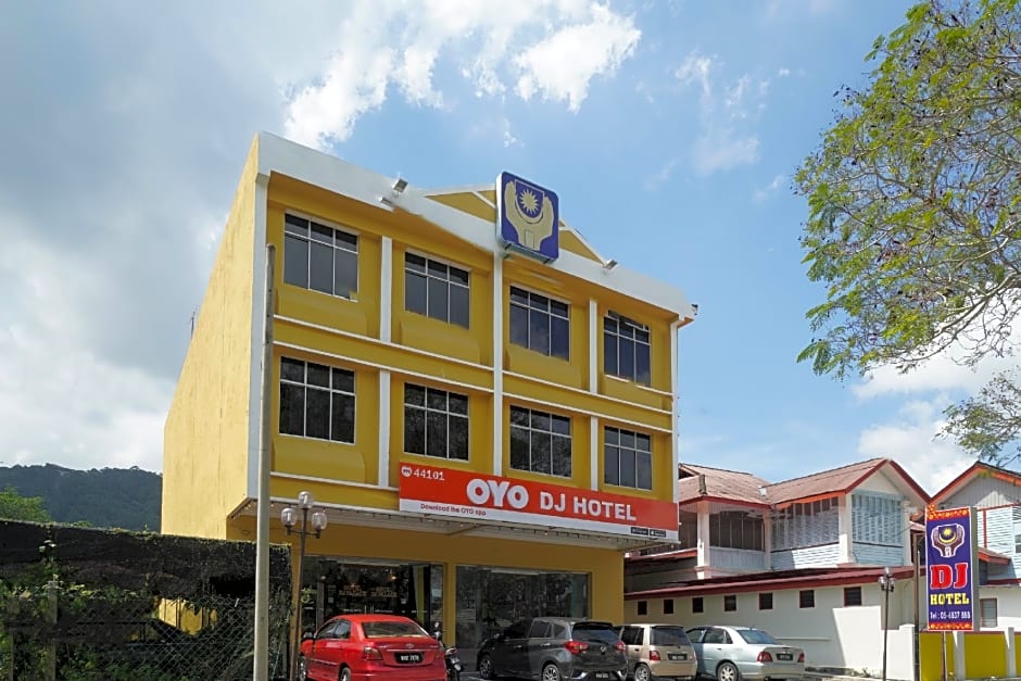 OYO 90929 DJ Hotel
