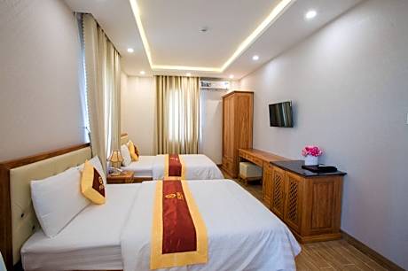 Selima Hotel