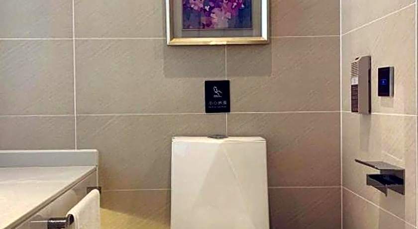 Lavande Hotel Yantai Laiyang City Center