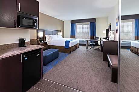 King Room - Mobility Access/Hearing Accessible