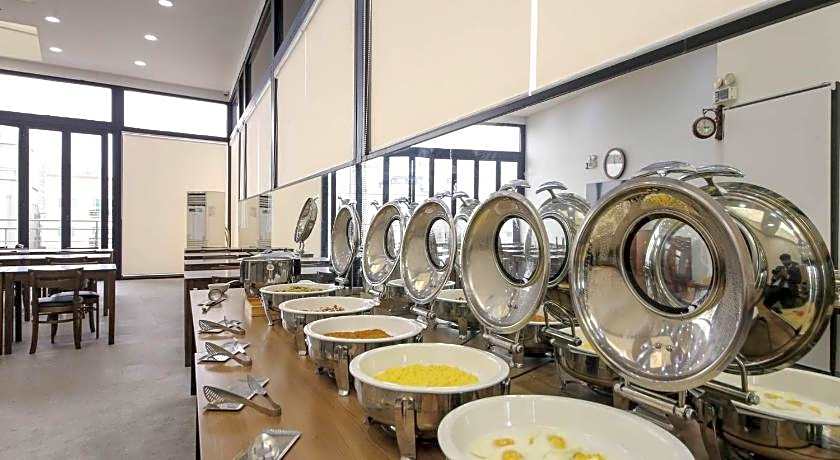 Benikea Cheonan Tourist Hotel