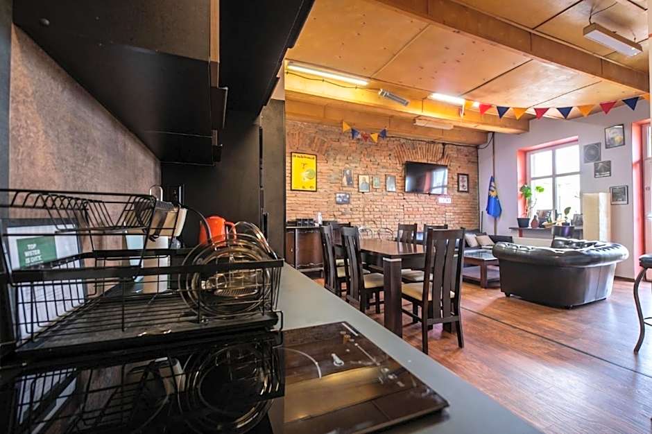 3 Bros' Hostel Cieszyn