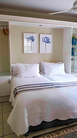 Standard King or Twin Room