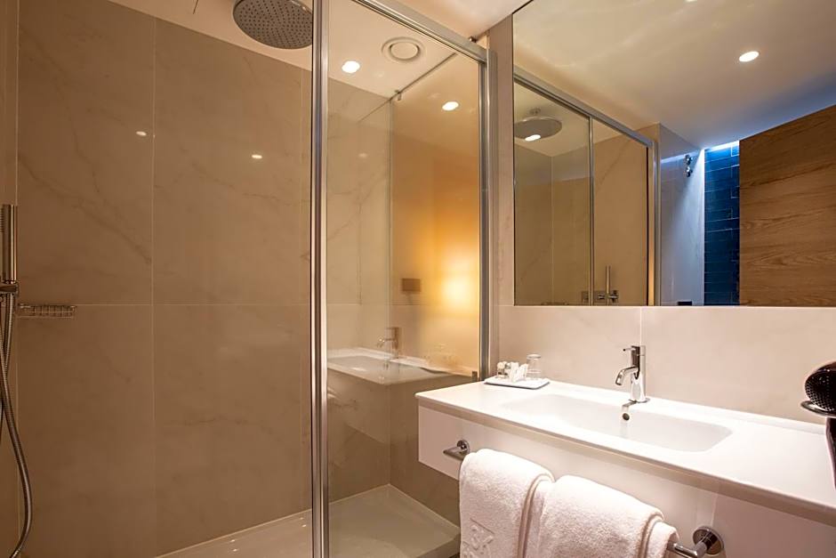 Hotel 3K Porto Aeroporto