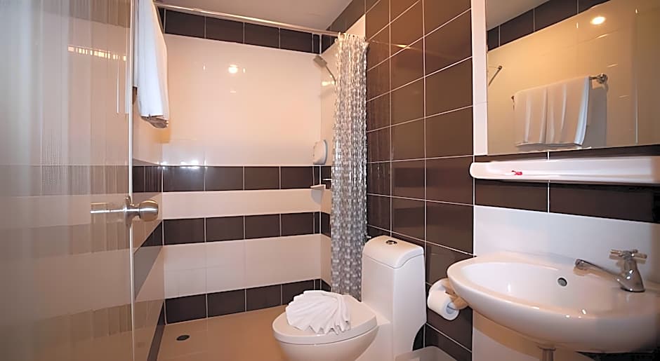 iCheck inn Chill Patong