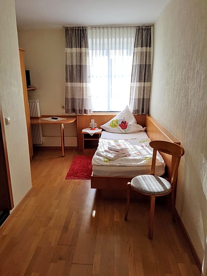 Hotel Pension Haus Pooth