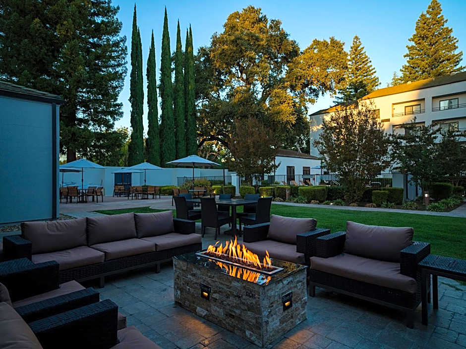 Courtyard by Marriott Sacramento Airport Natomas