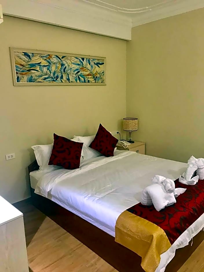 Central Boutique Hotel