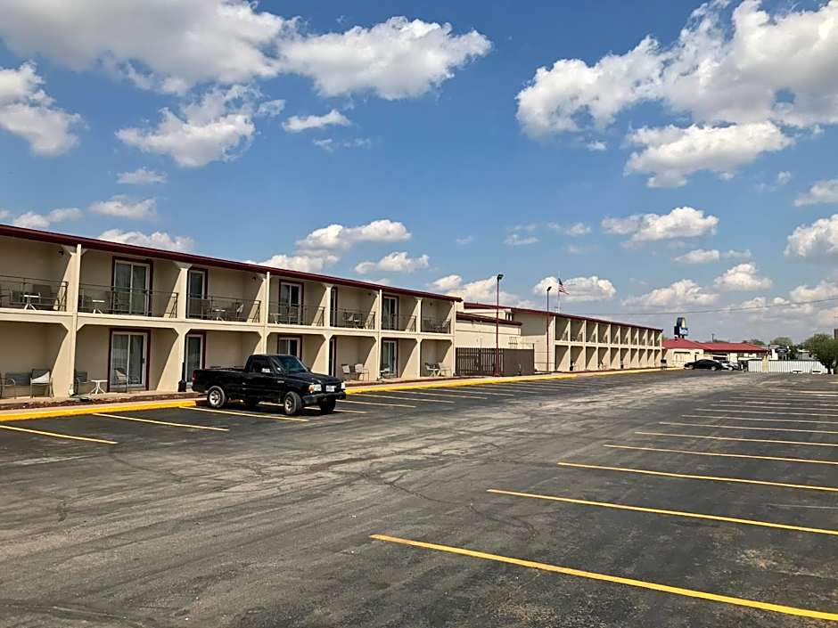 Days Inn by Wyndham Joplin