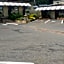 Golden Peak Motel PeakHill