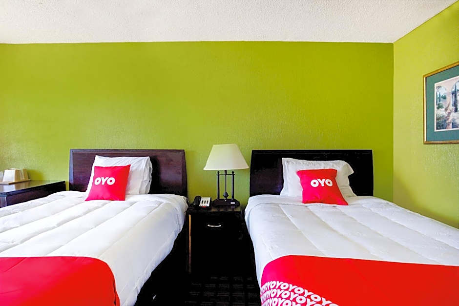 OYO Hotel Pensacola I-10 & Hwy 29
