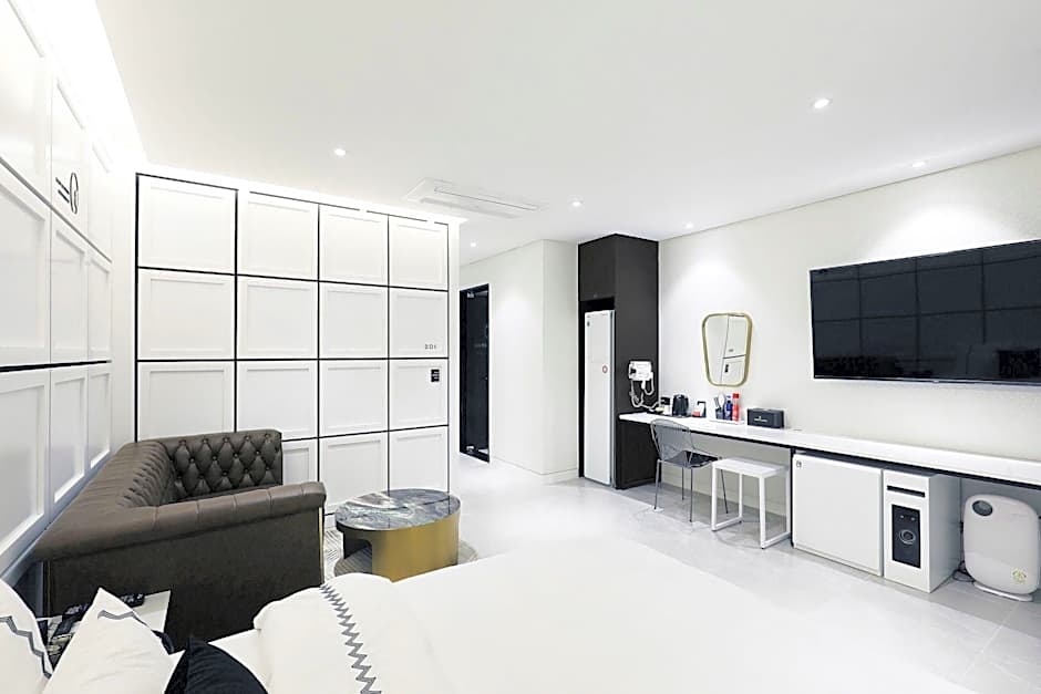 Paju Geumchon Mari Hotel
