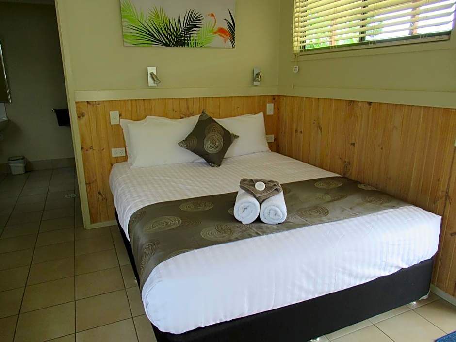 Cairns Crystal Cascades Holiday Park
