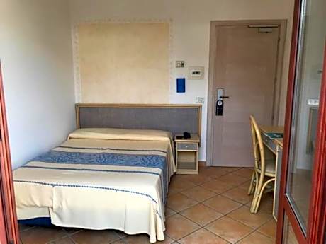 Single Room with Balcony