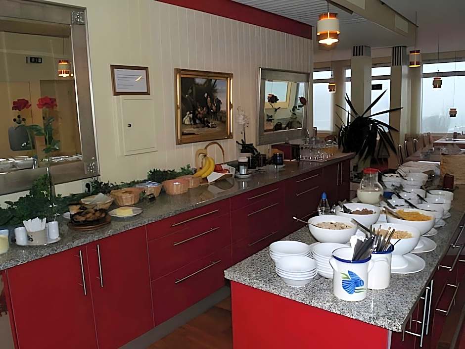 FF&E Hotel Dania