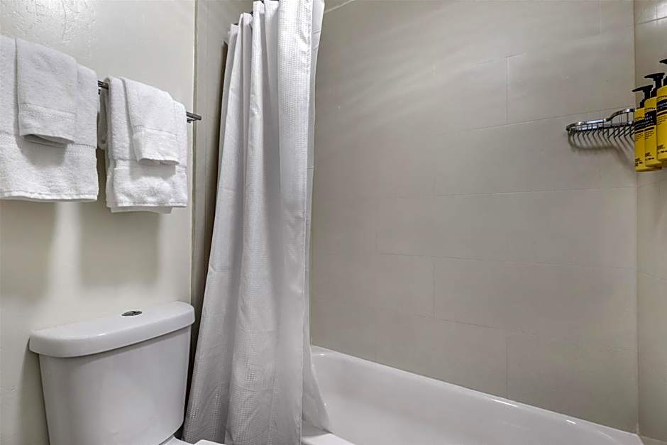 Best Western Plus Beach View Lodge Carlsbad