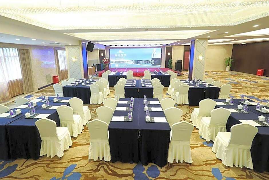Yiwu Zhonglian Kaixin Hotel