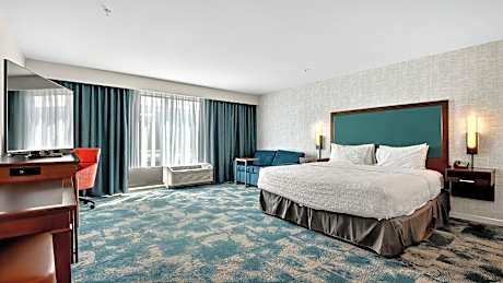 1 King Mobility Access Roll In Shower Nosmok