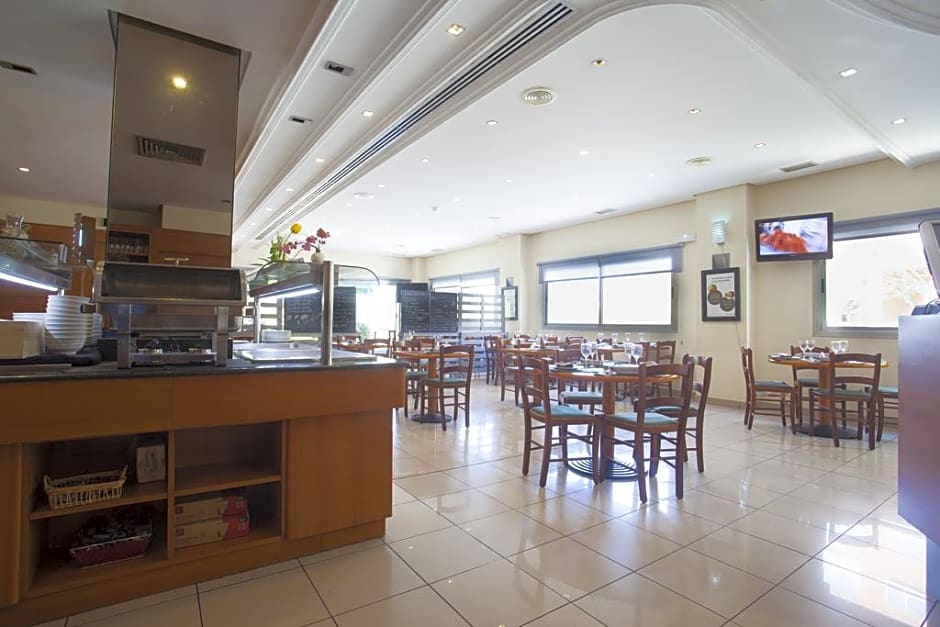 Travelodge Alicante Puerto