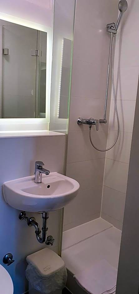 Buch-Ein-Bett Hostel