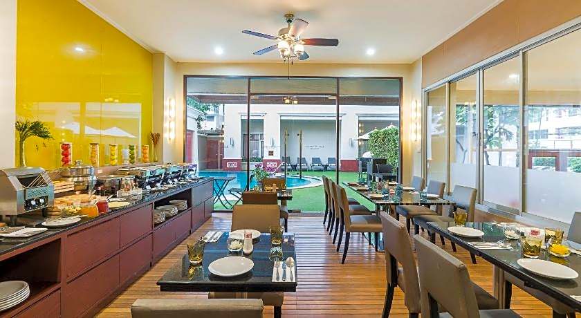 Asoke Residence Sukhumvit by UHG