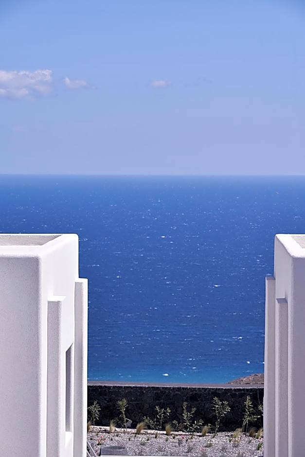 SantAnna Luxury Suites