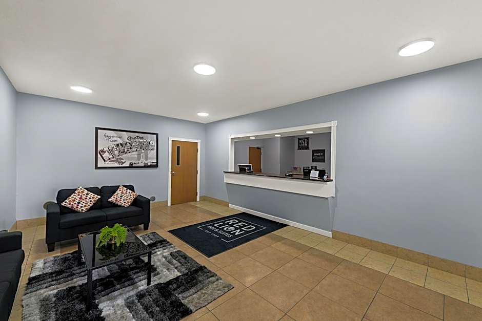 Red Lion Inn & Suites Gretna - Omaha SW