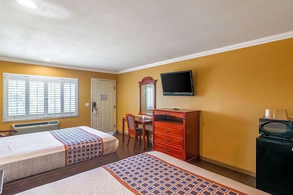Rodeway Inn Artesia Cerritos