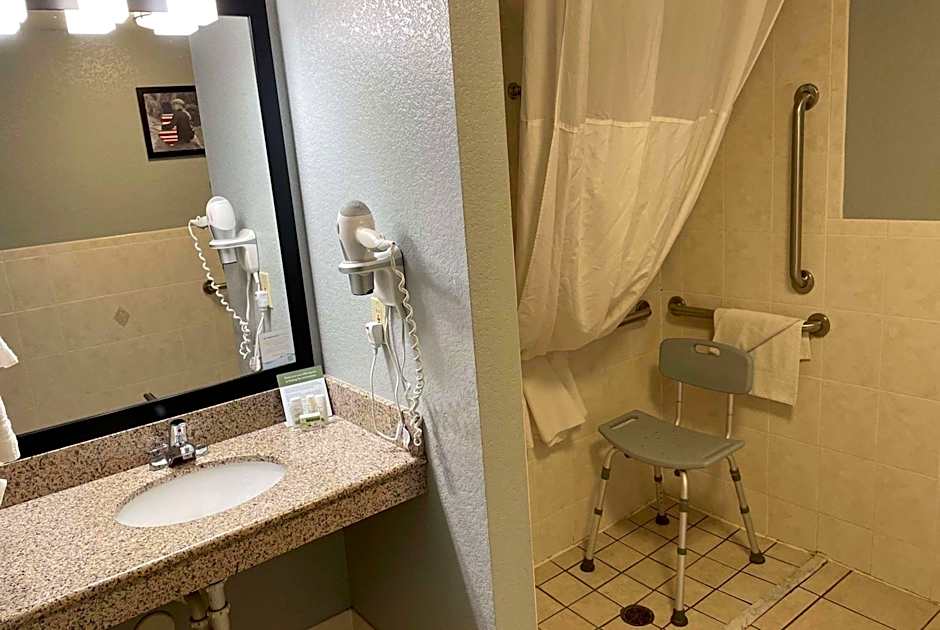 AmericInn by Wyndham Ankeny/Des Moines