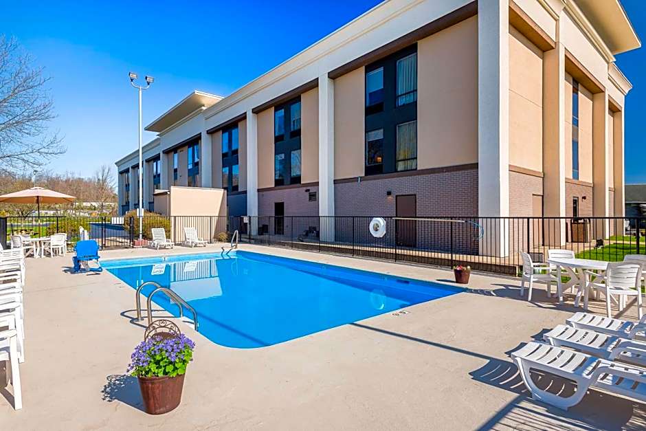 Hampton Inn By Hilton Parkersburg/Mineral Wells