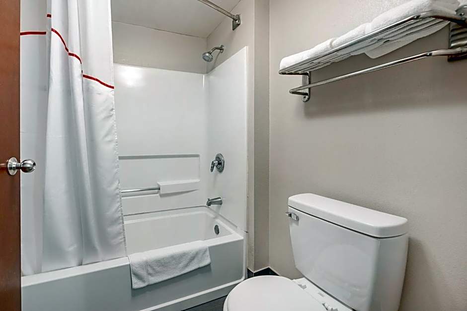 Red Roof Inn Franklin, TN