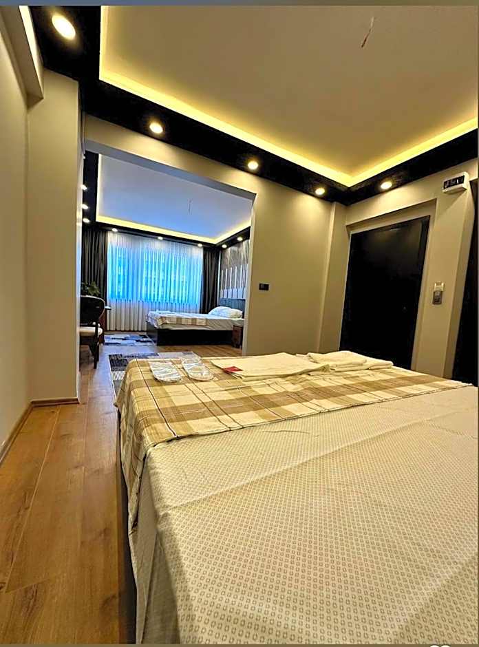 The Port Palace Hotel