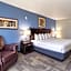 Greenfield Inn & Suites Owensboro, KY Airport