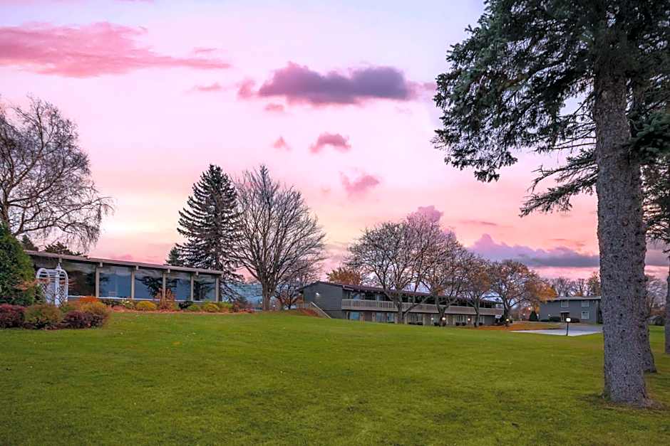 The Inn at Gran View Ogdensburg, an Ascend Collection Hotel